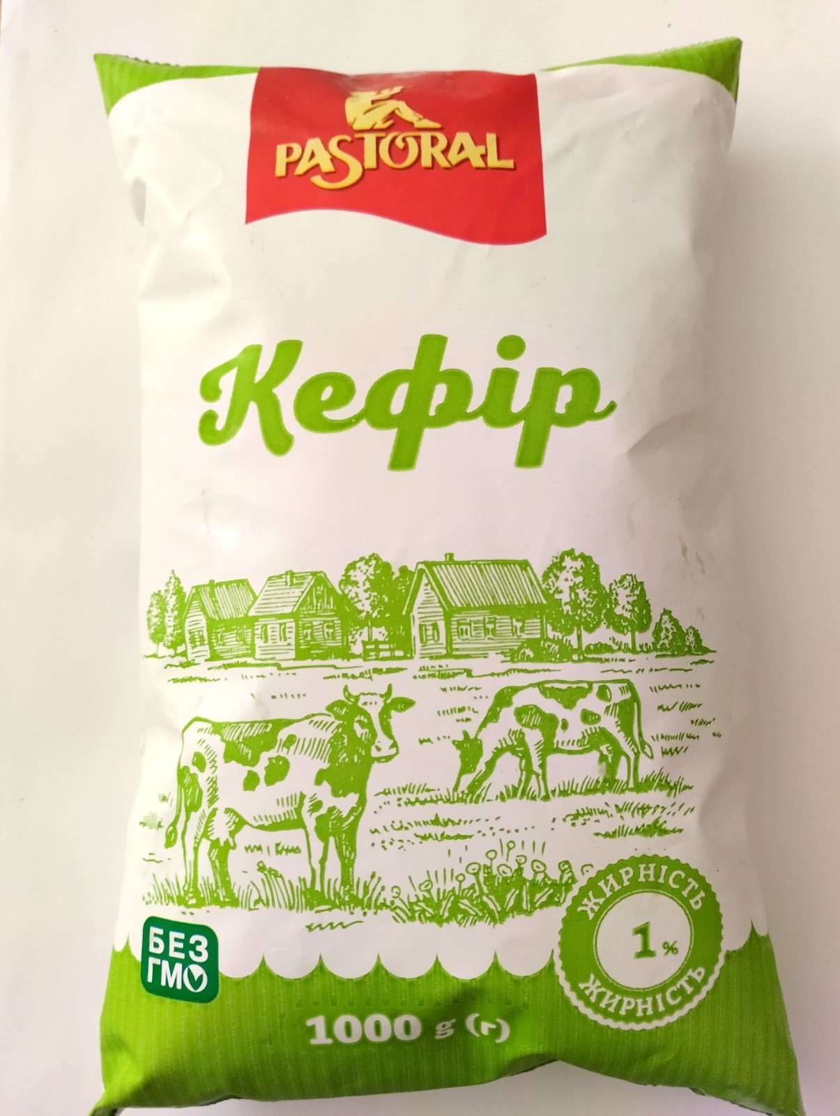 Кефір Pastoral 1%, 1000г, плівка поліетиленова